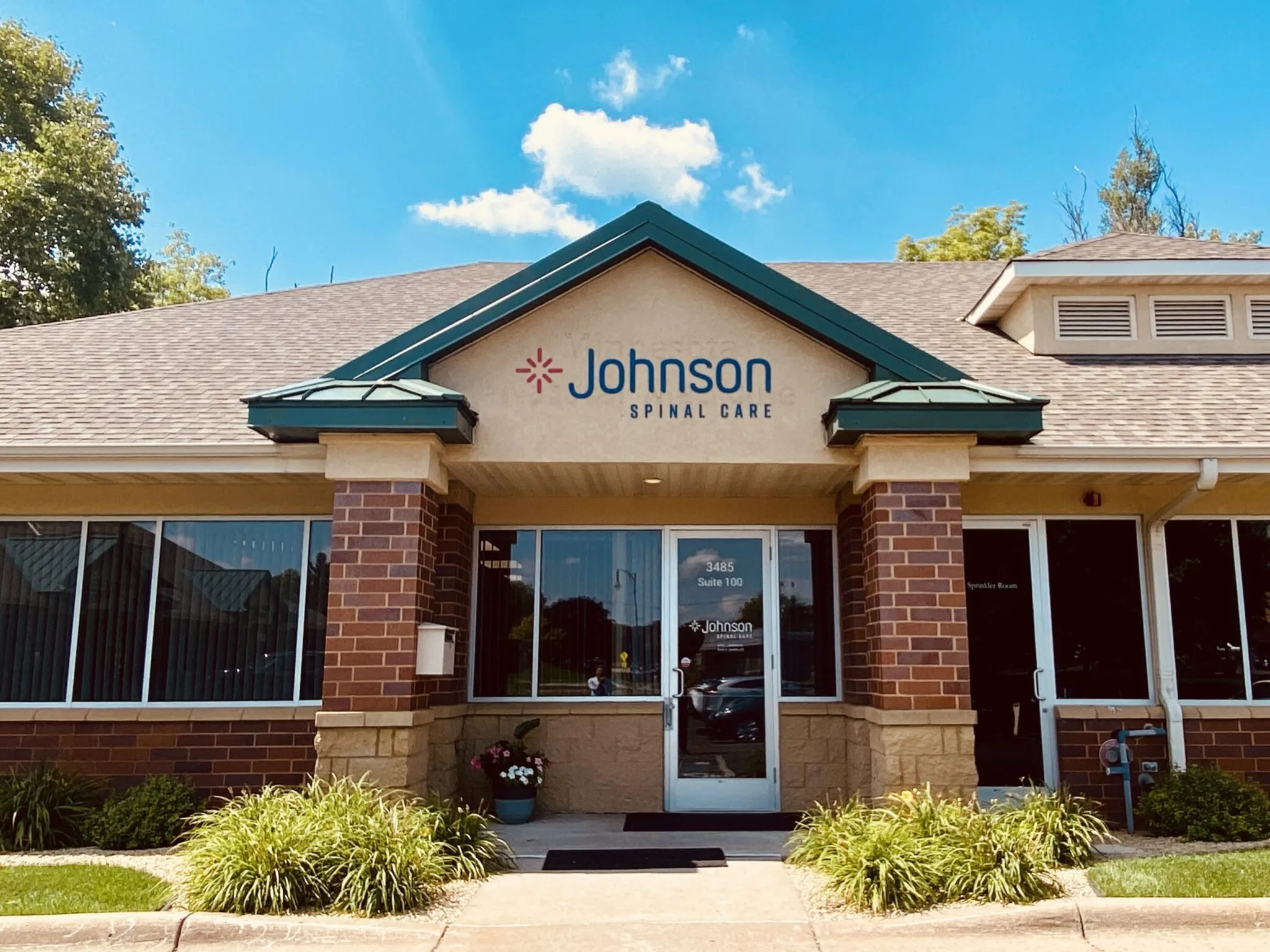 Johnson Spinal Care White Bear Lake clinic — NUCCA chiropractic care